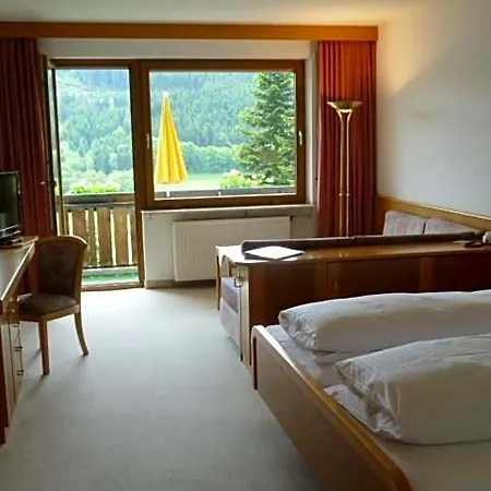 Hotel Schauinsland 3*